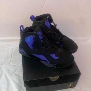 Jordan true flight BG